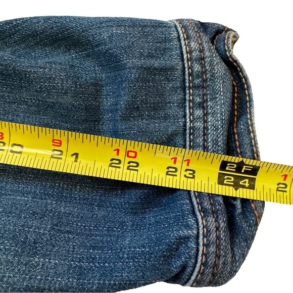 Hollister Denim  Blue Jean Jacket Size Large NWT Has a removable Brooch - Picture 10 of 16